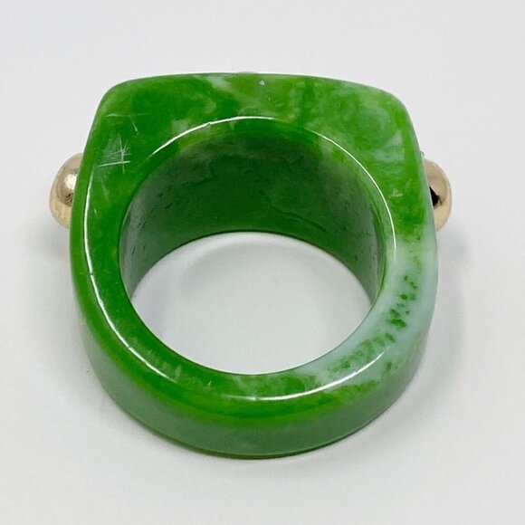 Green Chunky Acrylic Ring Gold Tone Details Statement Size 6 - Picture 3 of 7